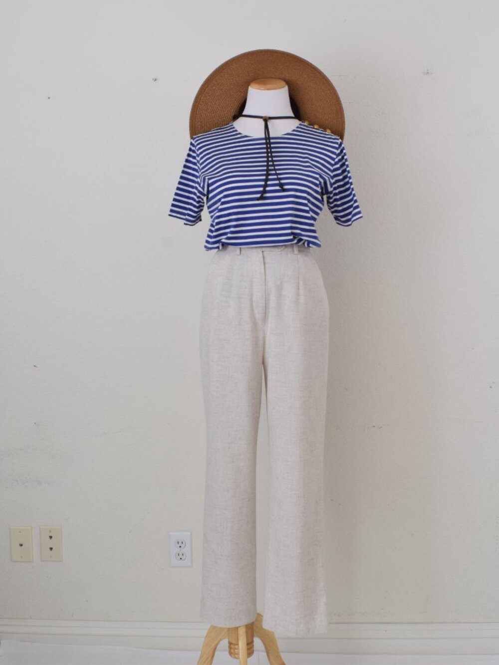Vintage 90s Blue and White Striped Tee by Liz Claiborne | size S - Picture 10 of 13